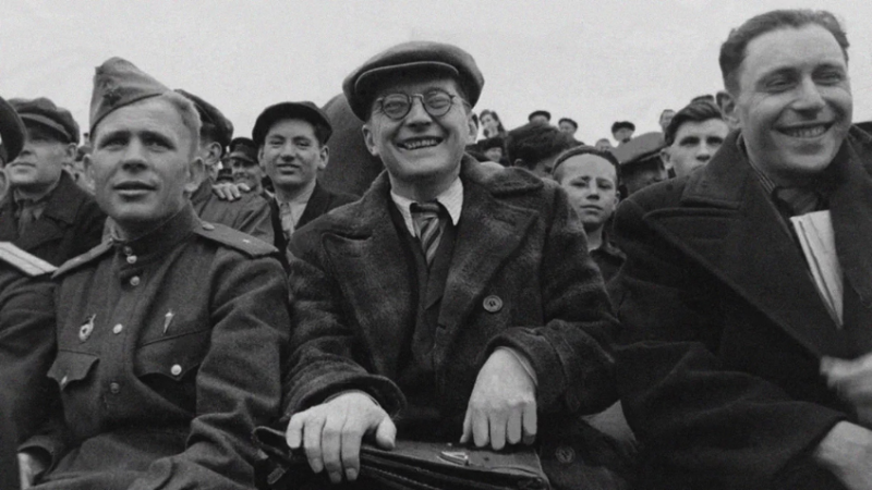 2.-Chostakovitch.png